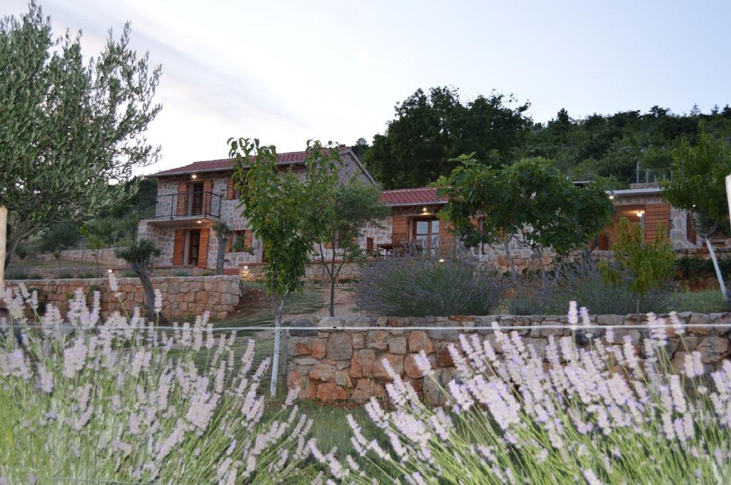 Villa Mara - Secluded House With Breathtaking View- Seline, Starigrad Paklenica Kültér fotó