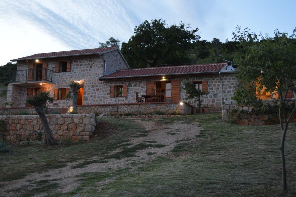 Villa Mara - Secluded House With Breathtaking View- Seline, Starigrad Paklenica Kültér fotó
