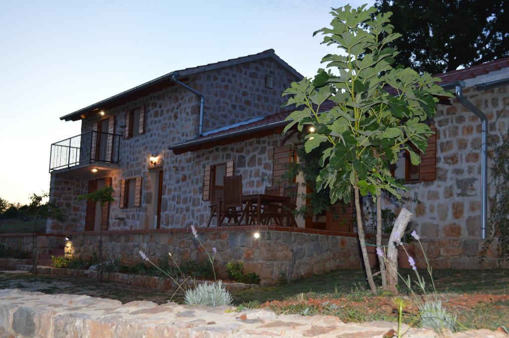 Villa Mara - Secluded House With Breathtaking View- Seline, Starigrad Paklenica Kültér fotó