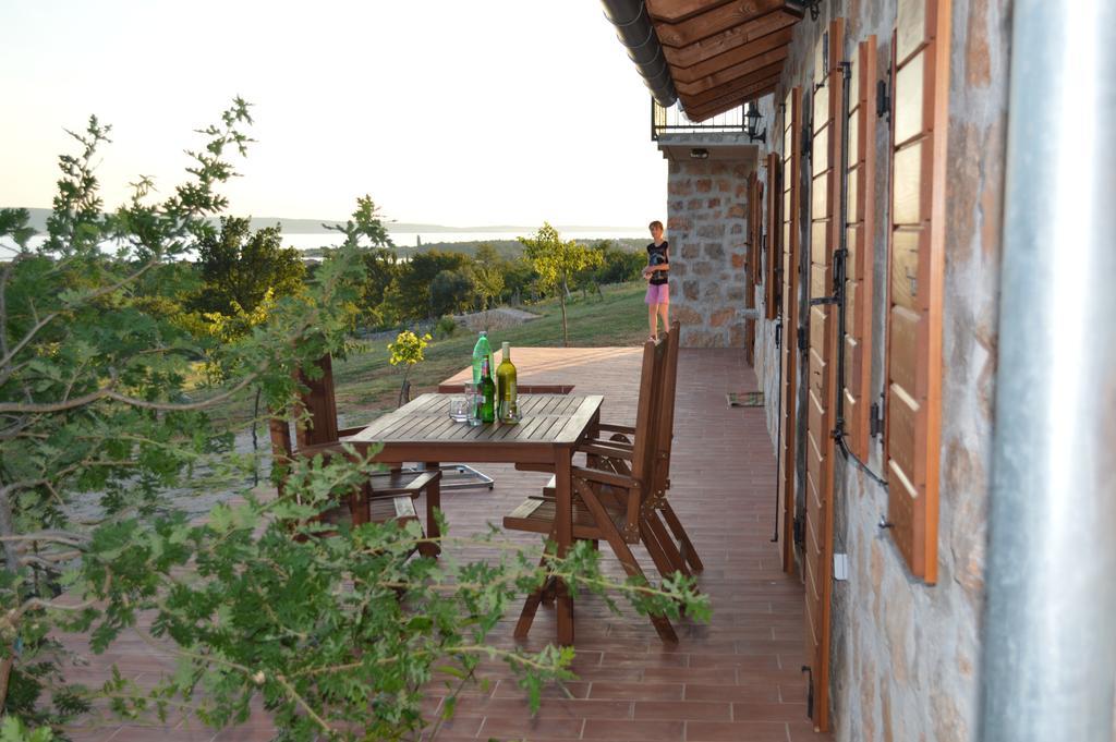 Villa Mara - Secluded House With Breathtaking View- Seline, Starigrad Paklenica Kültér fotó